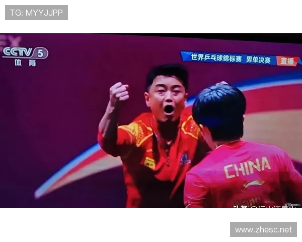 张玉宁场上猛男，下了场像会开豪车的邻家富二代，刷到就懵