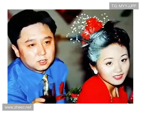 田亮居然能同时hold起三套豪华泳装，普通人这一辈子都穿不了这么多吧？